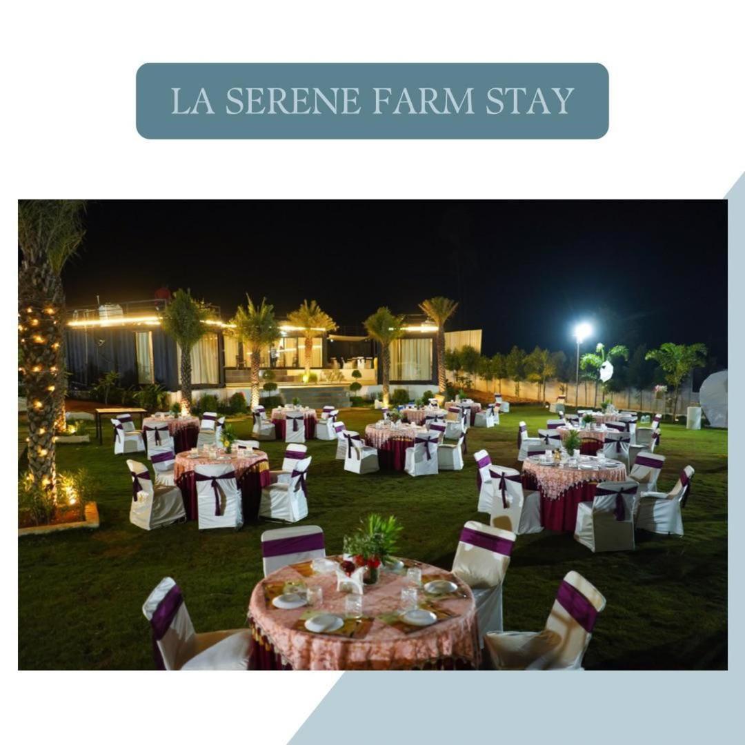 La Serene Farm Stay - Luxary 4 Bed Room Property Haïdarabad Extérieur photo